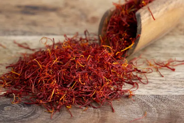 عکس زعفران خراسان اصلر