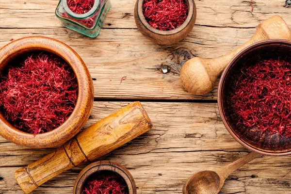 چه ویتامین هایی در زعفران وجود دارد؟